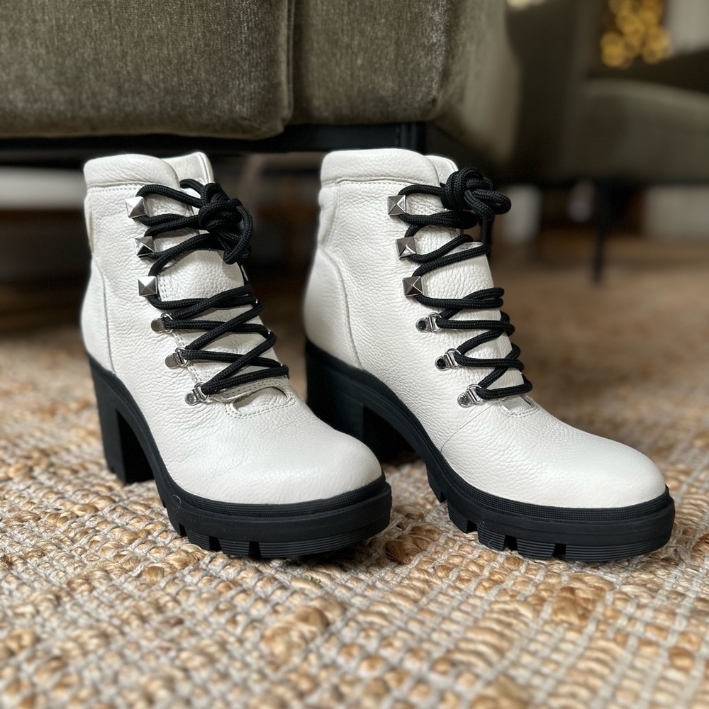 Marc Fisher Kini Combat Boots 6.5 Off-White Leather